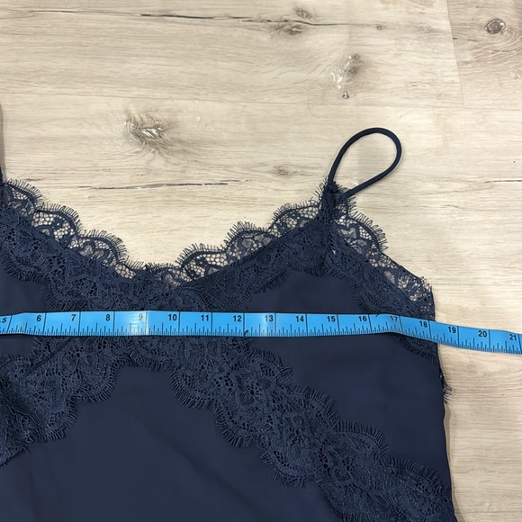Lush Pre Loved Lace lined Navy Tank with Adjustable Straps in 100% Polyester. - Picture 5 of 7